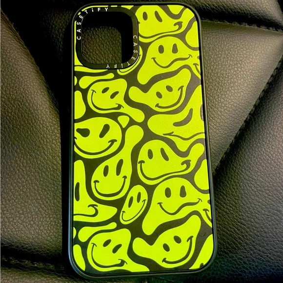 CASETiFY × WDS Impact Case﻿ / NEON YELLO Amazon.com: CASETiFY Impact Case for iPhone 12 Pro Max